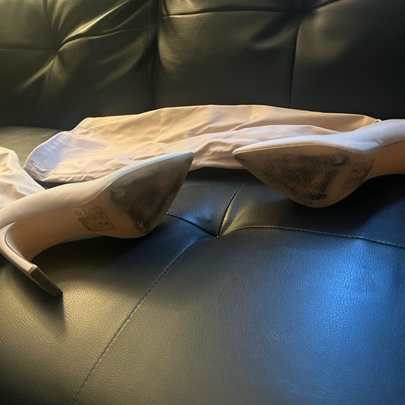 Long thigh high scrunge boots! - Picture 4 of 5